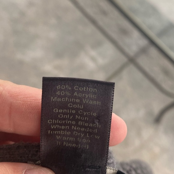 Charcoal Grey Cropped fleece Vest - Picture 4 of 4